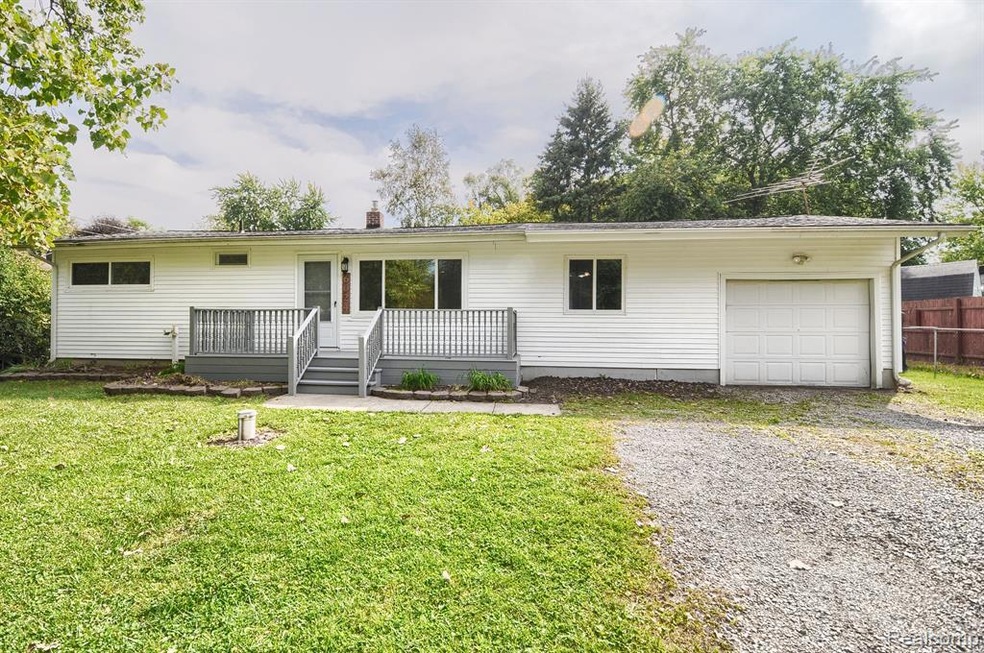 6024 Concord Pass, Flint, MI 48506 - photo 1