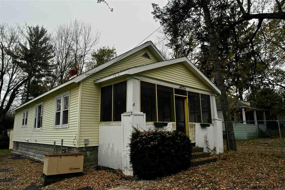 62 Fairfax Ave, Schenectady, NY 12304 - photo 1