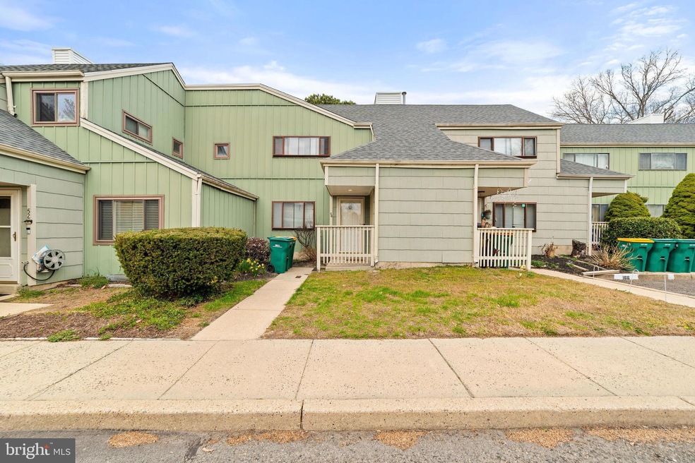 54 Georgetown Rd, Lindenwold, NJ 08021 - photo 1