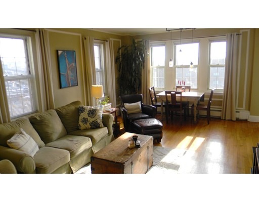 Warwick Condos unit 741, Brookline, MA 02446 - photo 1