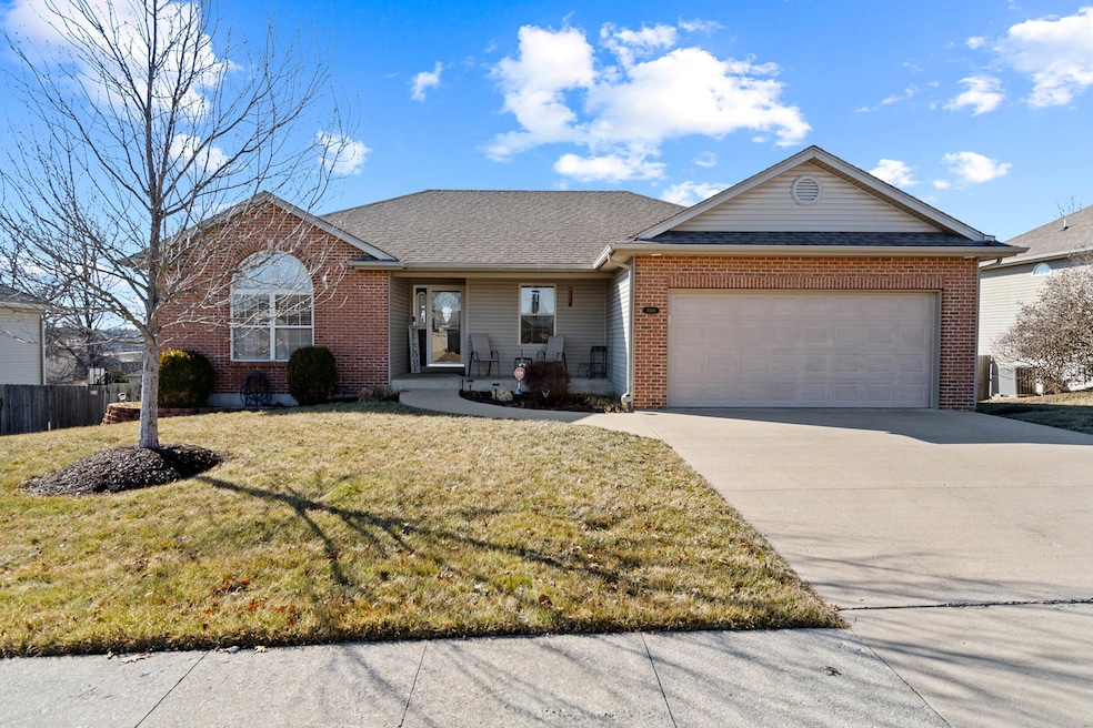 4001 Mamba Dr, Columbia, MO 65202