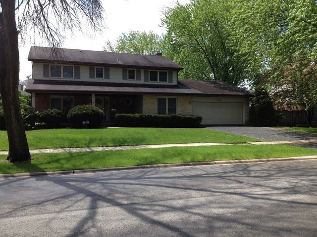 150 E Thompson Dr, Wheaton, IL 60189 - photo 1