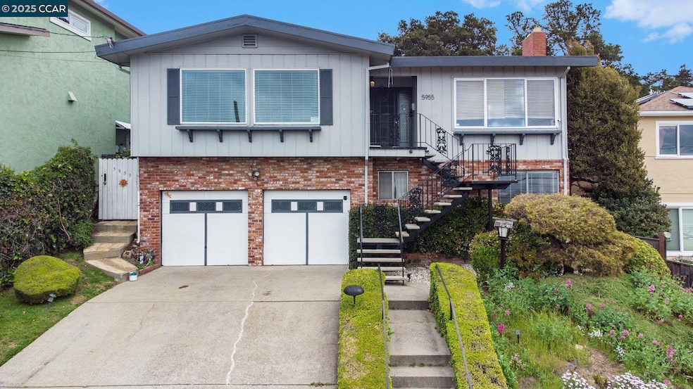 For Sale $1,249,000 • Co-Listing Agent