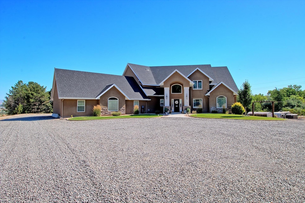 Sold $1,330,000 • Co-Listing Agent