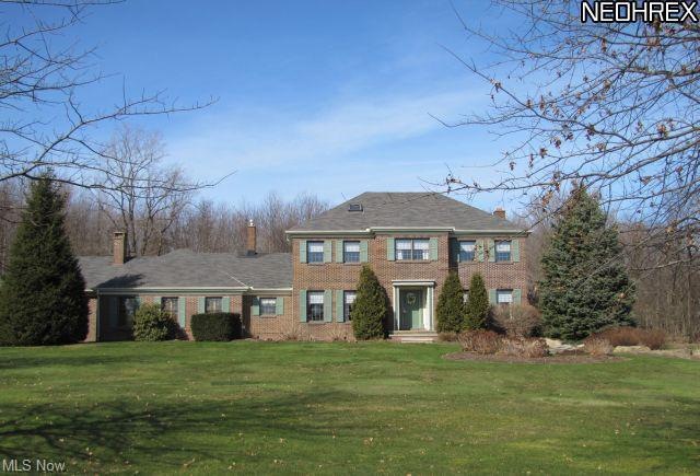 8422 Timber Trail, Chagrin Falls, OH 44023 - photo 1