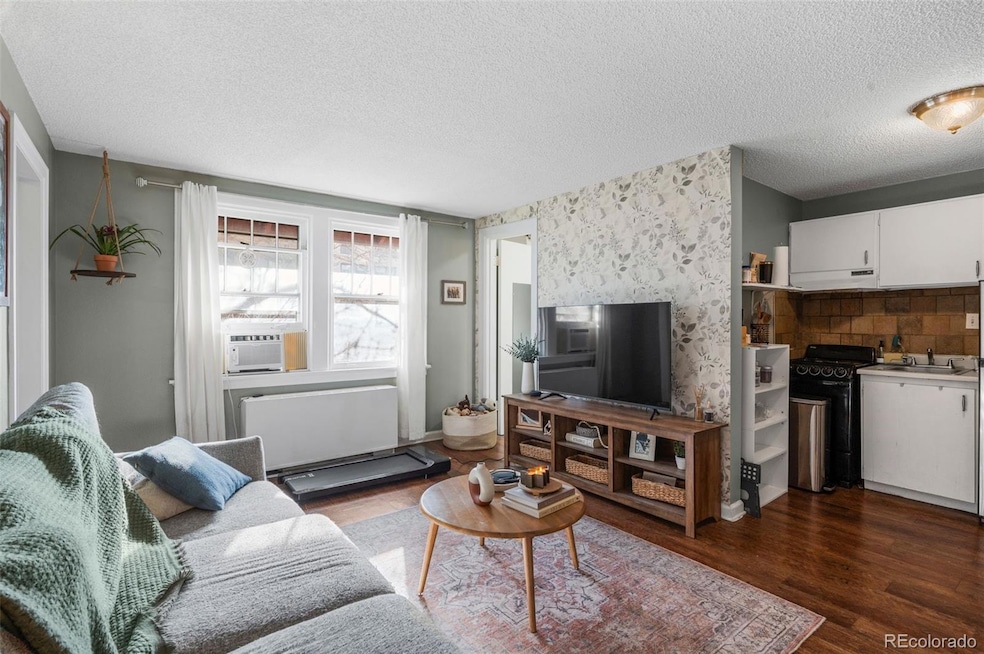 2101 S Josephine St unit 202, Denver, CO 80210 - photo 1