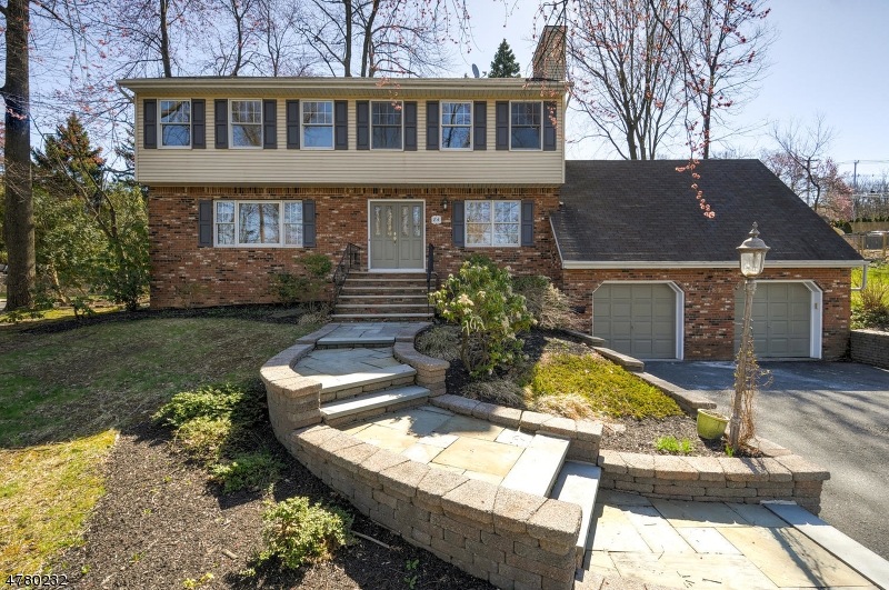 84 Overlook Ave, Wayne, NJ 07470 - photo 1