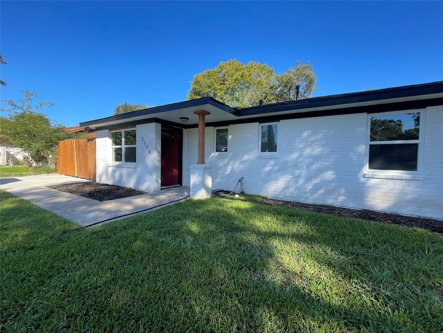 3114 Garapan St, Houston, TX 77091 - photo 1