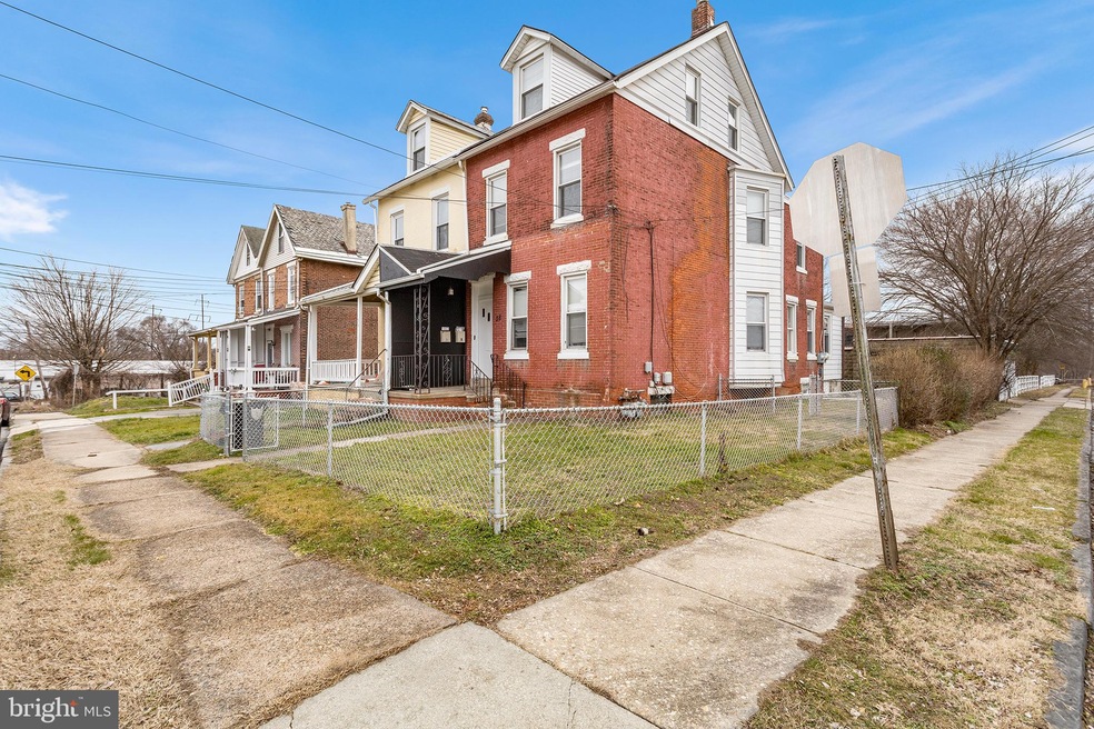 38 Chestnut St, Darby, PA 19023 - photo 1