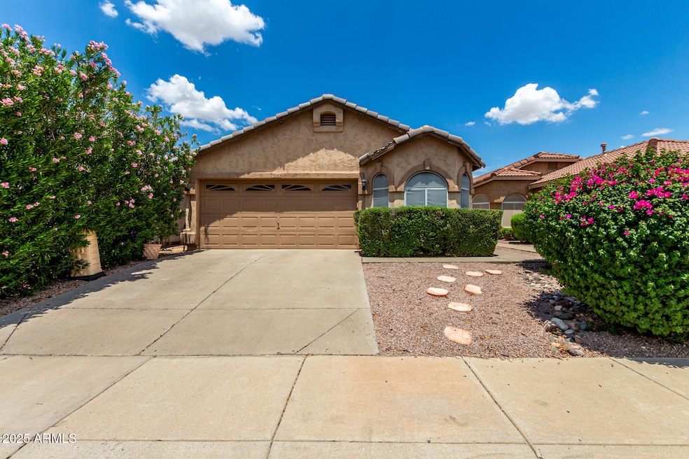 3242 E Kristal Way, Phoenix, AZ 85050 - photo 1