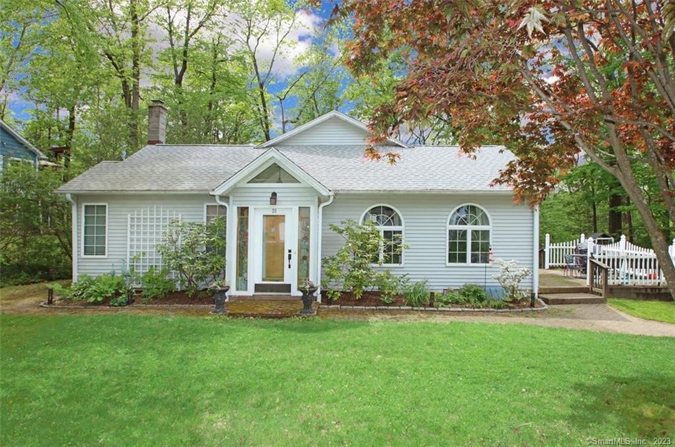 20 Paul St, Danbury, CT 06810 - photo 1