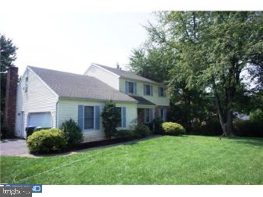 37 S Forge Manor Dr, Phoenixville, PA 19460 - photo 1