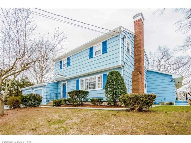 495 Overland Dr, Stratford, CT 06614 - photo 1