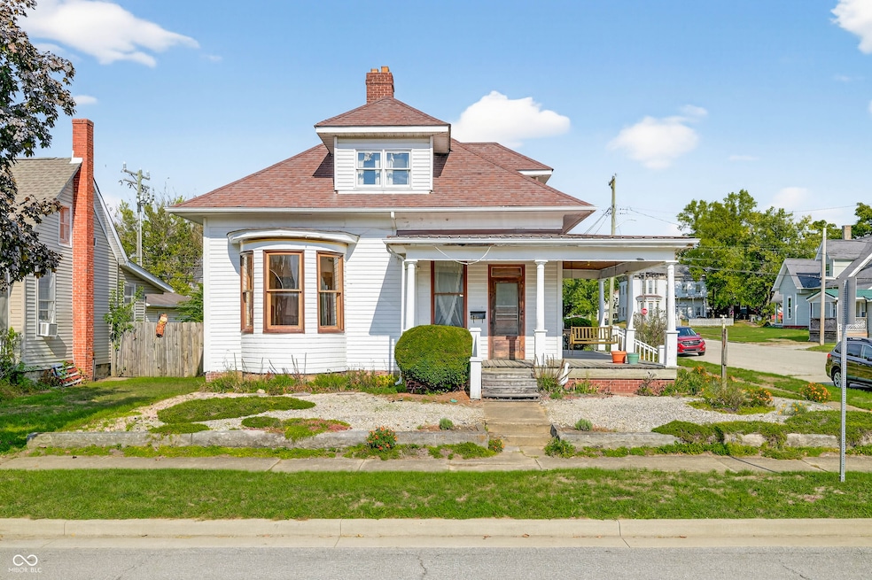 423 E 2nd St, Seymour, IN 47274 - photo 1