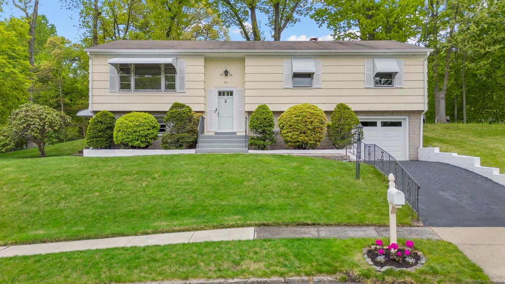 6 Cold Spring Rd, West Haven, CT 06516 - photo 1