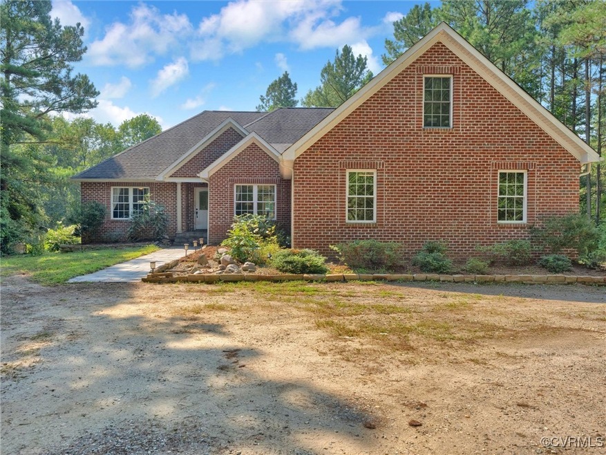 19296 Shumans Rd, Ruther Glen, VA 22546 - photo 1