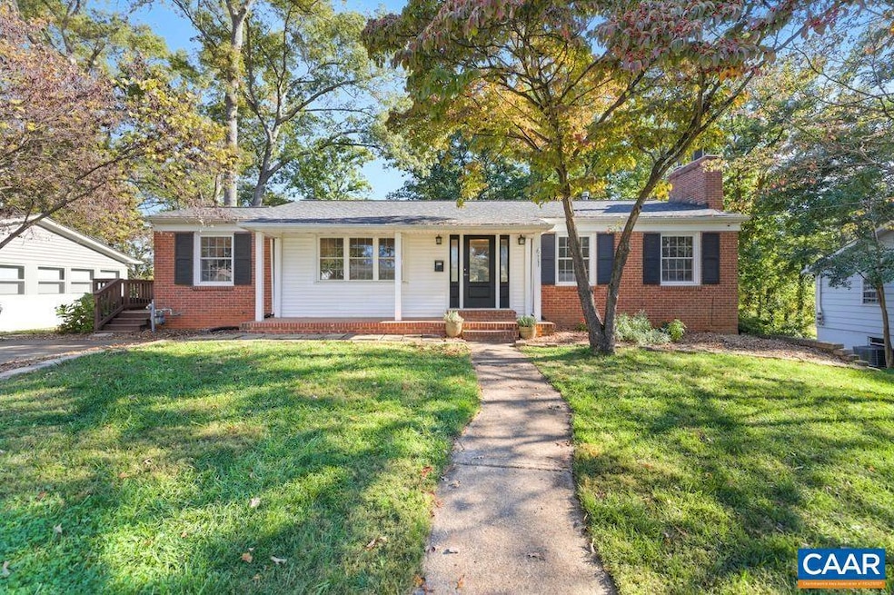 611 Shamrock Rd, Charlottesville, VA 22903 - photo 1