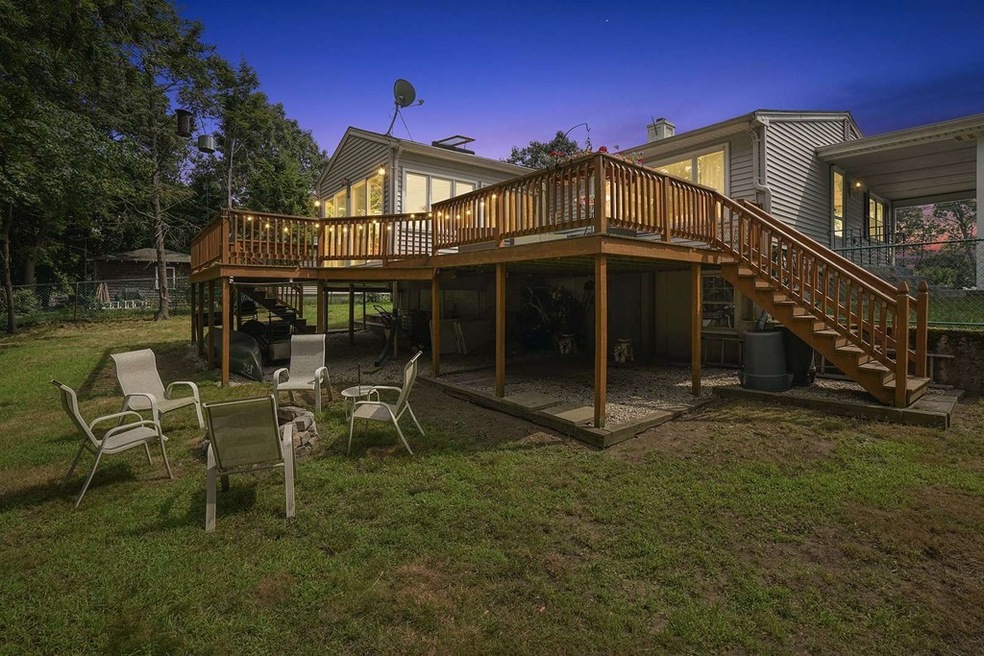 28 Pine Ridge Rd, East Weymouth, MA 02189 - photo 1