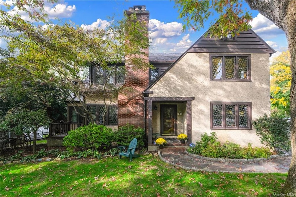 Sold $1,400,000 • Co-Listing Agent