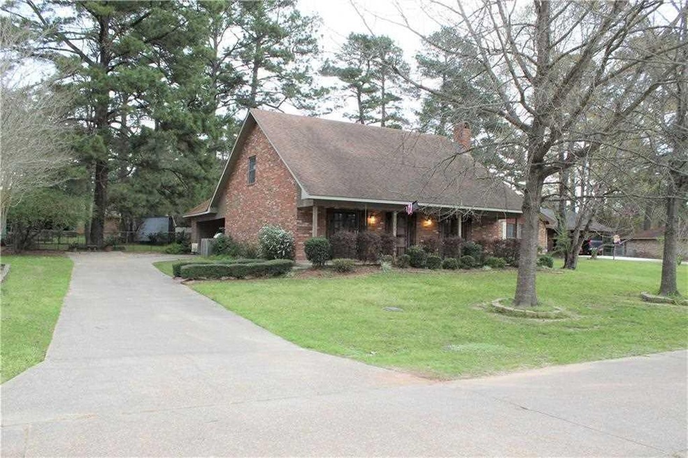 116 Spring Creek Dr, Pineville, LA 71360 - photo 1