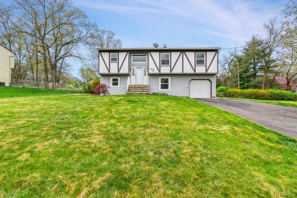 21 Zirkel Ave, Piscataway, NJ 08854 - photo 1