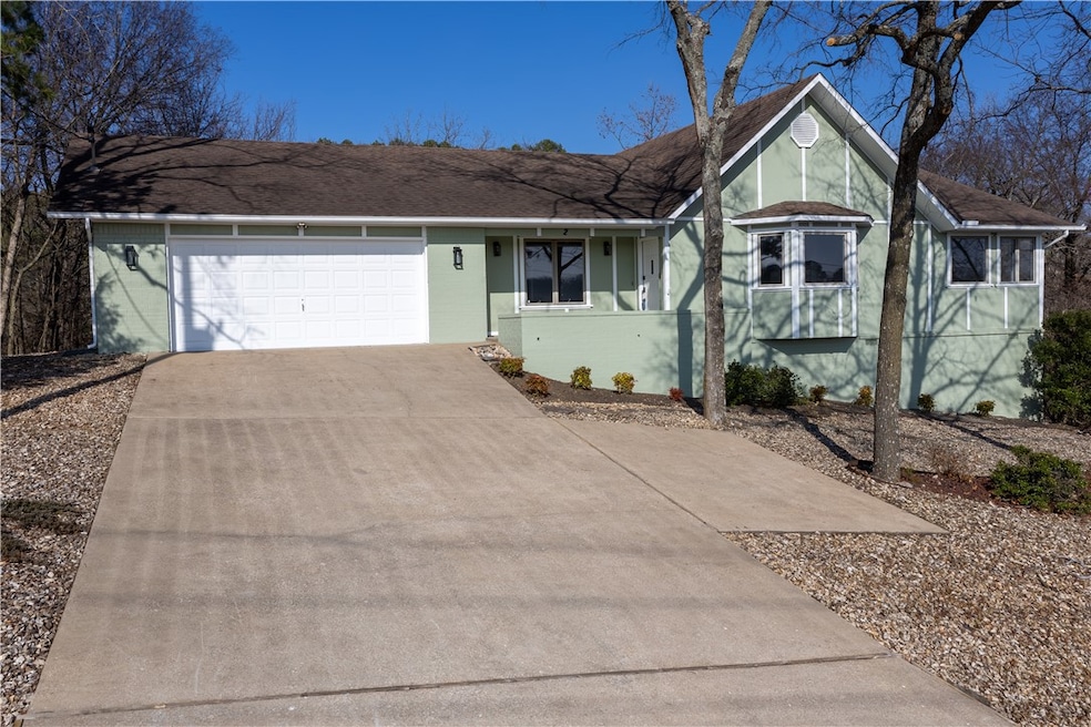 2 Boyce Cir, Bella Vista, AR 72715 - photo 1