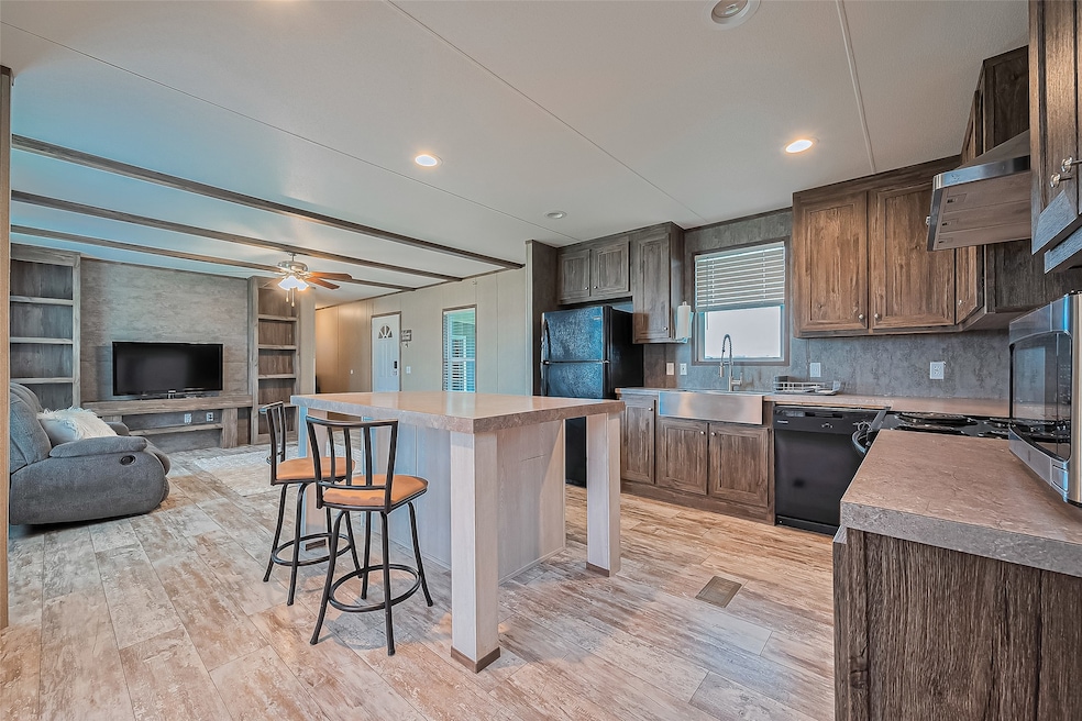 For Rent $1,500/month