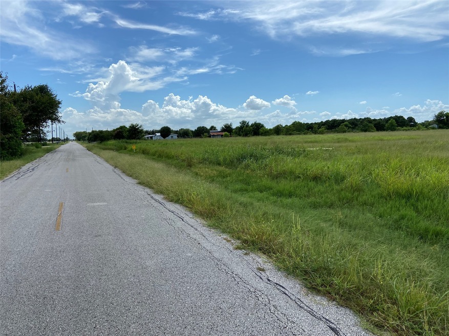 123 Drachenberg Rd, Beasley, TX 77417 - photo 1