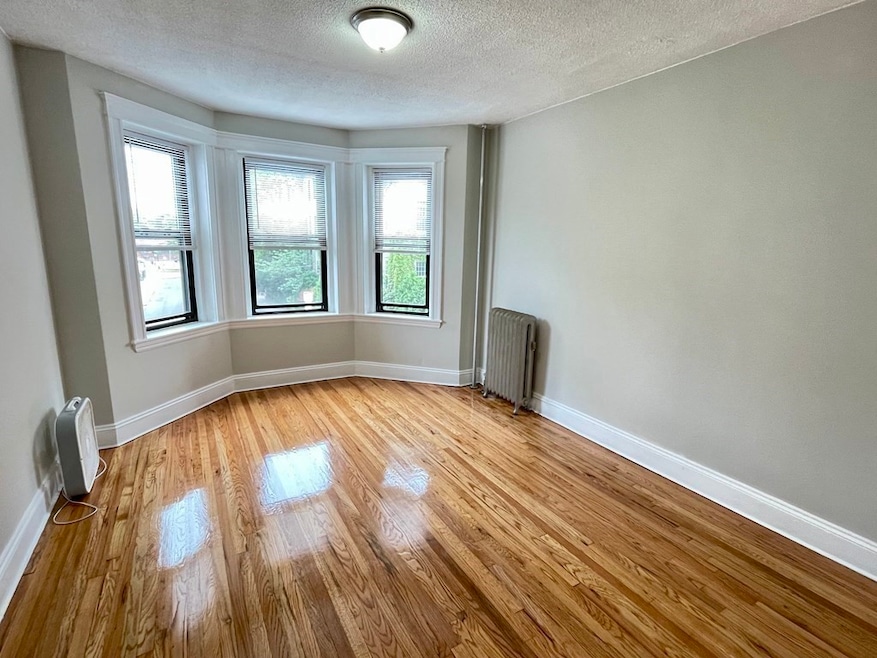 39 Glenville Ave unit 8, Allston, MA 02134 - photo 1