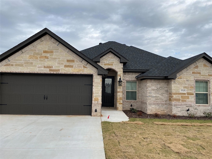 3315 White Horse Dr, Granbury, TX 76049 - photo 1