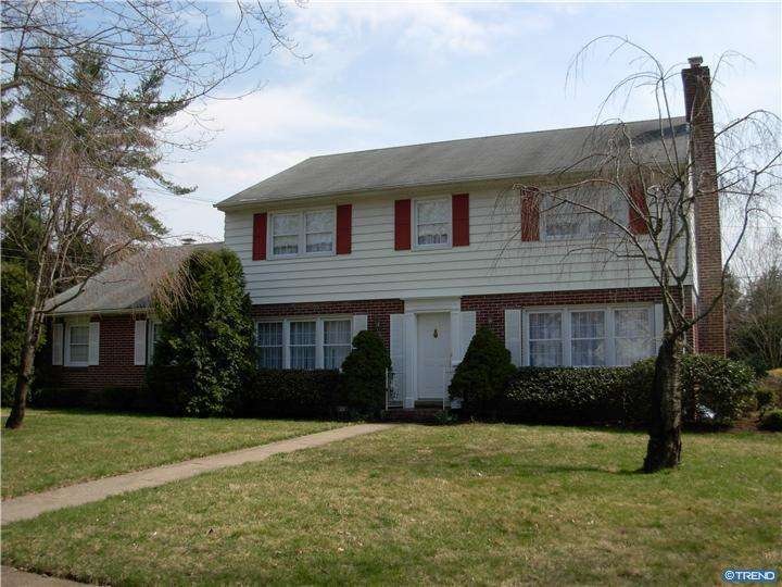 328 Waycross Rd, Wilmington, DE 19803 - photo 1