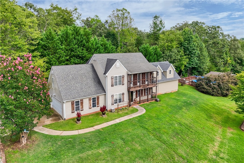 331 Griggs Rd, Six Mile, SC 29682 - photo 1