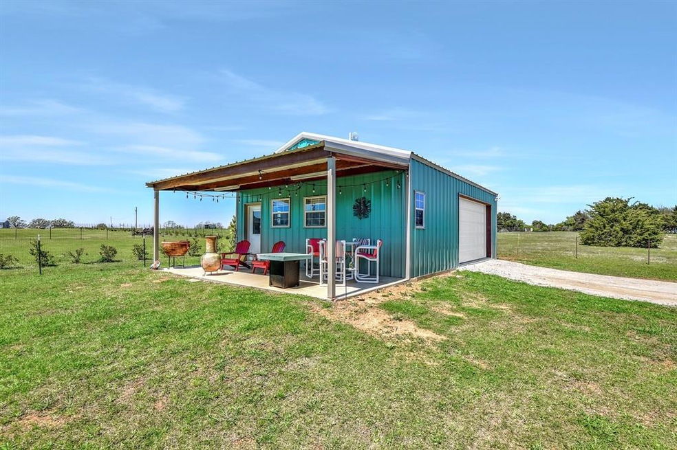 225 Ed Dutton Rd, Pottsboro, TX 75076 - photo 1