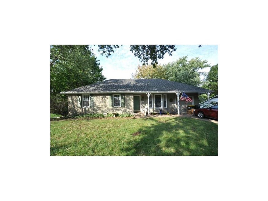 6008 Caenen St, Shawnee, KS 66216 - photo 1