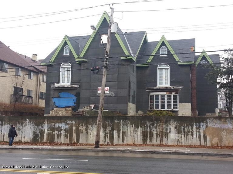 1173 Clove Rd, Staten Island, NY 10301 - photo 1