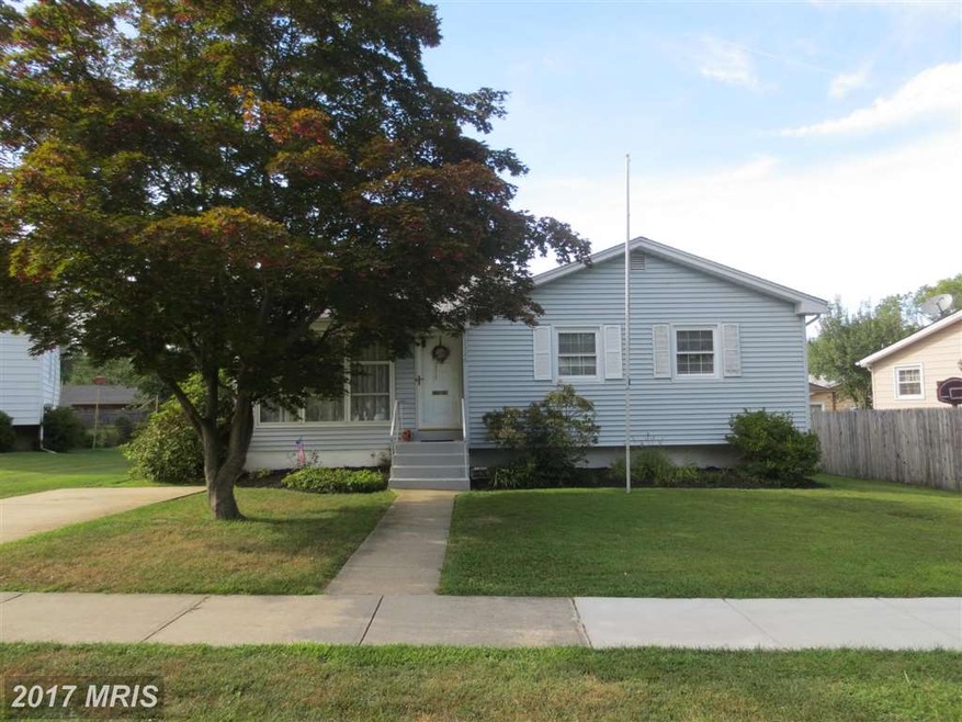 13326 Turkey Branch Pkwy, Rockville, MD 20853 - photo 1