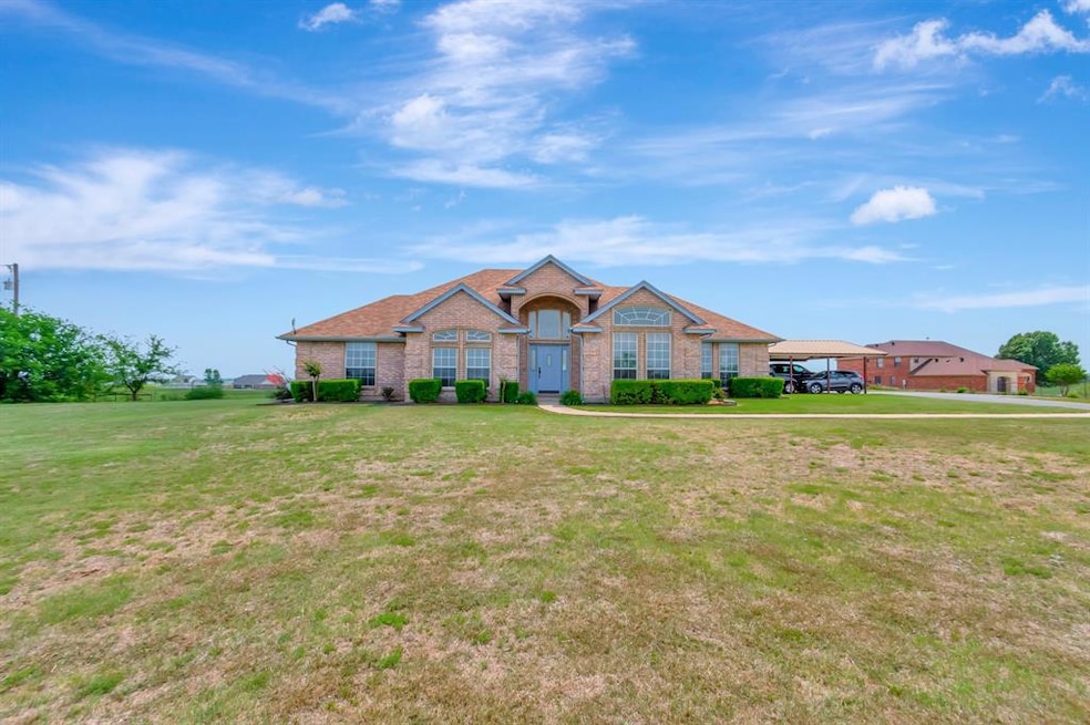 5540 White Settlement Rd, Weatherford, TX 76087 - photo 1