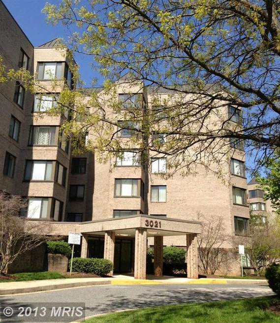 Towers Condominiums unit 302B, Baltimore, MD 21209 - photo 1