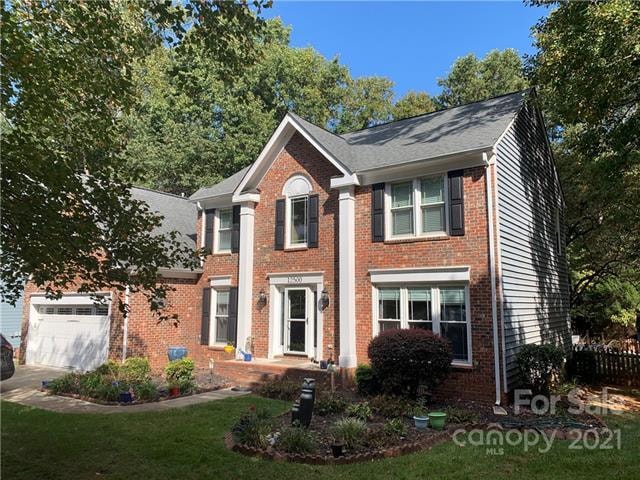 12500 Angel Oak Dr, Huntersville, NC 28078 - photo 1