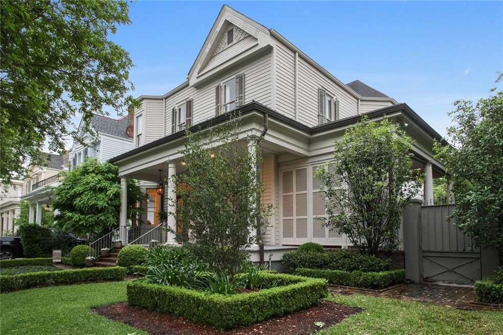 Gorgeous Victorian on Spacious Corner Lot!