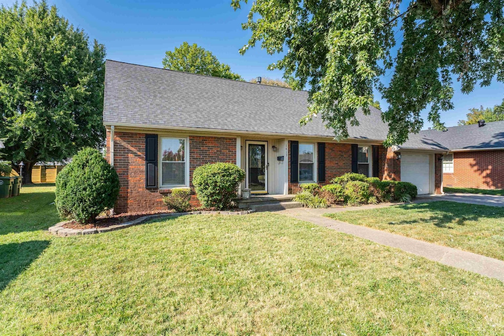 1413 Tamarack Rd, Owensboro, KY 42301 - photo 1