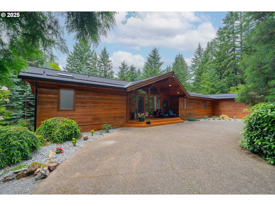 Sold $939,900 • Co-Listing Agent