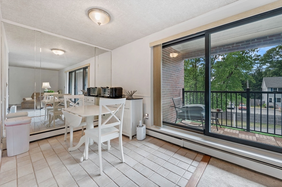 269 Lake St unit 5, East Weymouth, MA 02189 - photo 1