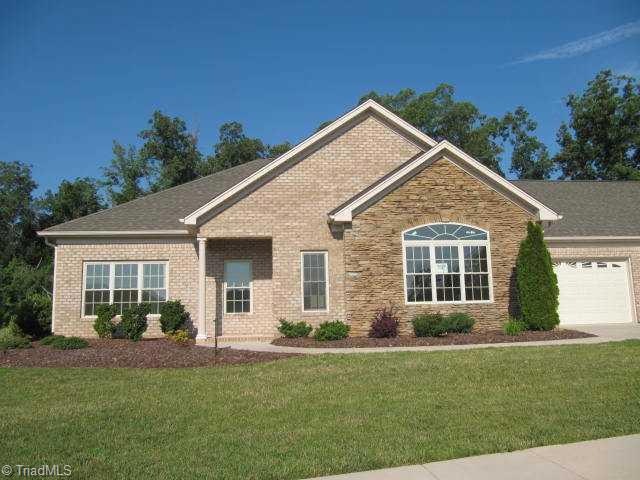 242 Landis Ct unit 9, Asheboro, NC 27203 - photo 1