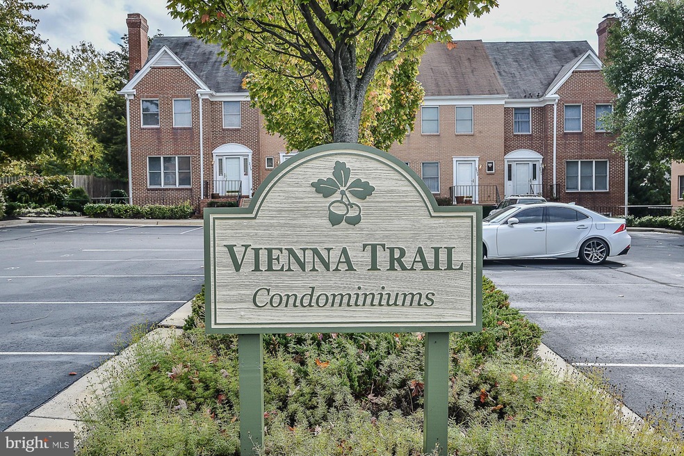 213C Locust St SE, Vienna, VA 22180 - photo 1