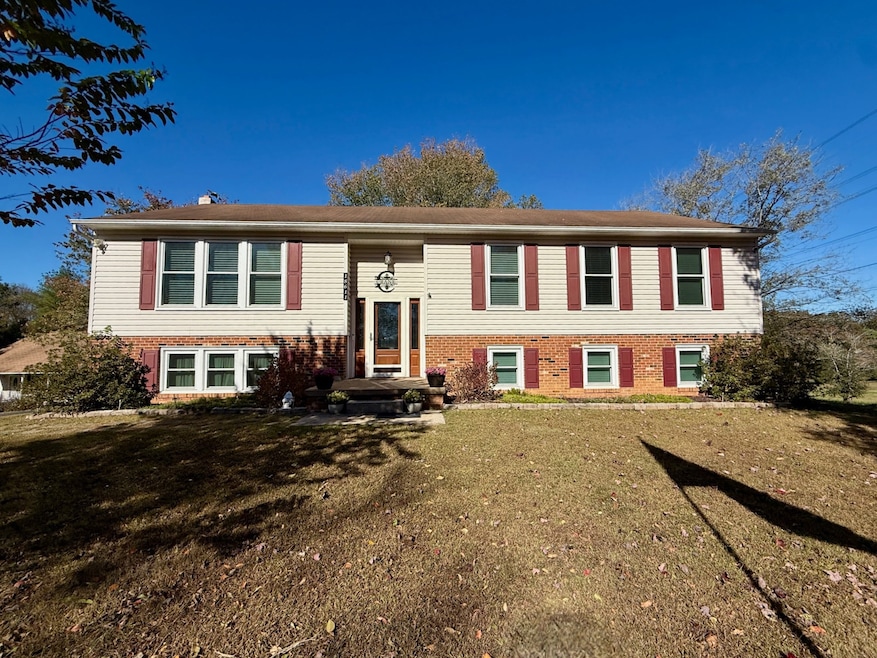 18611 Springs Rd, Jeffersonton, VA 22724 - photo 1