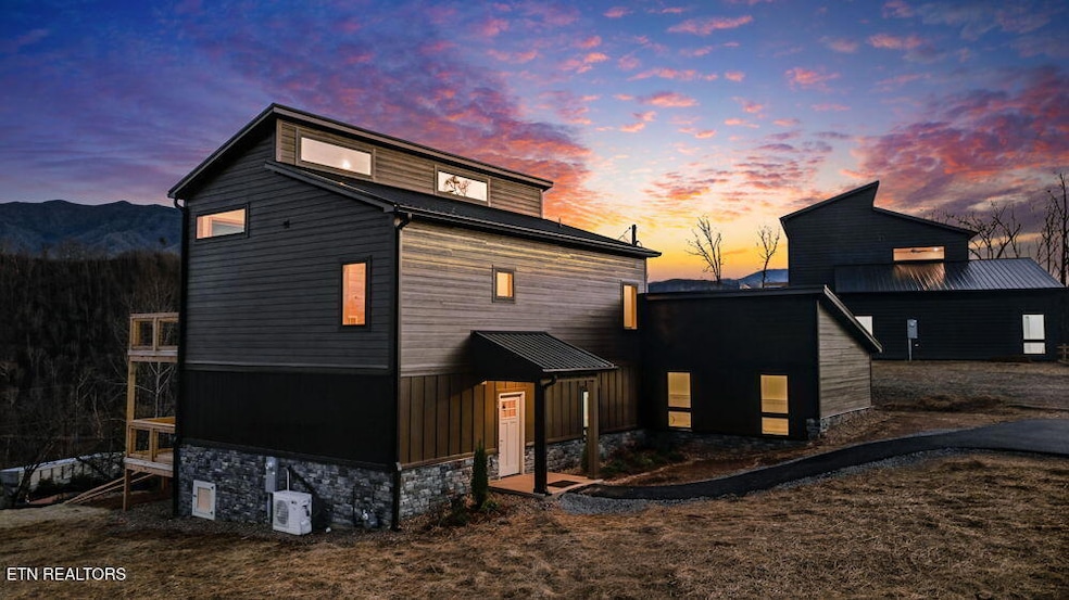 650 Ridge Top Loop, Gatlinburg, TN 37738 - photo 1