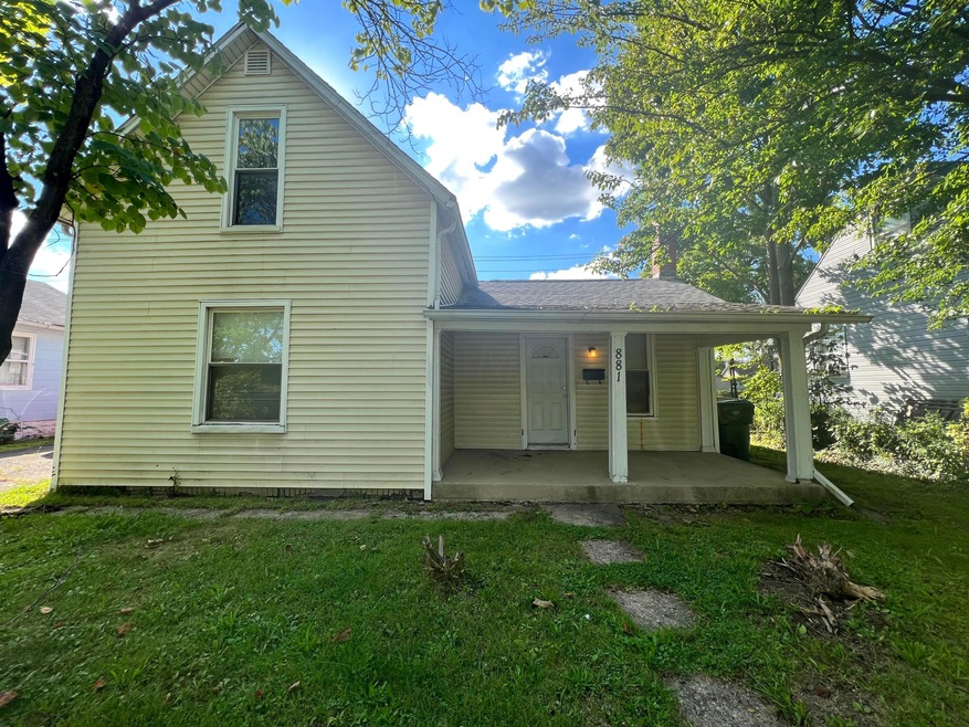 881 Barnett