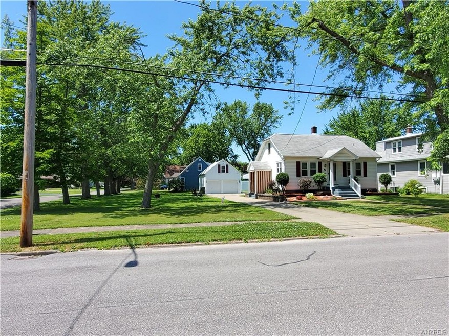 94 Brundage Ave, North Tonawanda, NY 14120 - photo 1