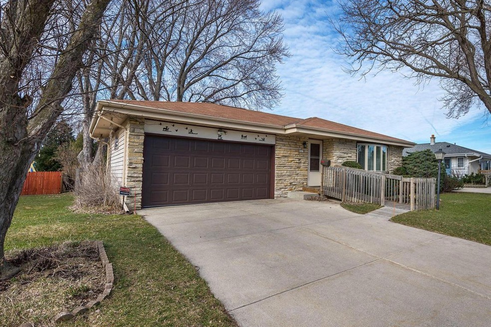 4367 S Honey Creek Dr